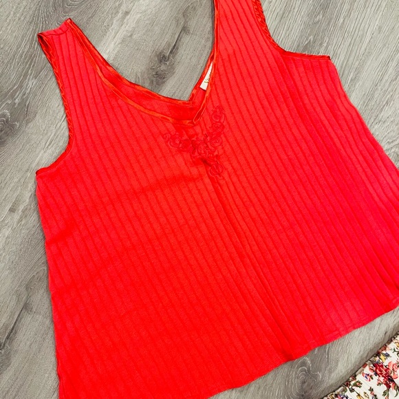 Vintage Victoria’s Secret Gold Tag  2 piece set - Picture 3 of 9